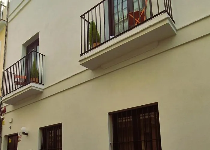 Robles 4 By Gades Gestion *